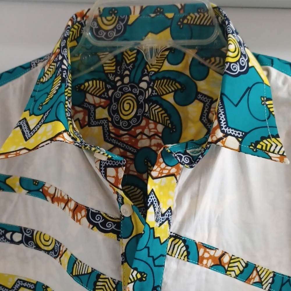 Ankara Short-Sleeve Turquoise & Yellow Print Pullover Slim-Fit Shirt, L - Picture 3 of 5